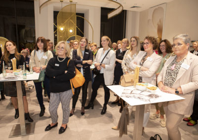 Unternehmerinnentreffen in der Douglas-Filiale auf der Königsallee in Düsseldorf